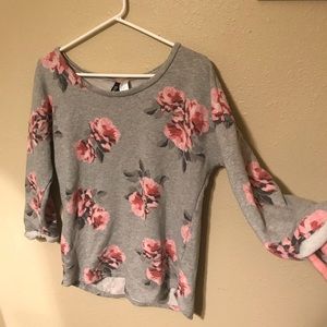H&M Floral sweater